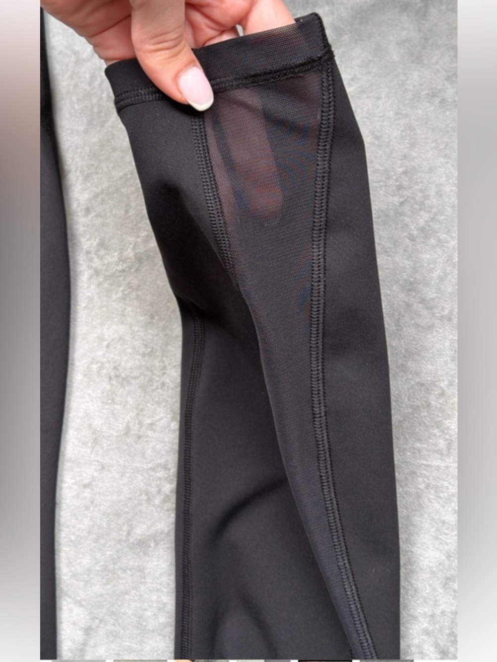 Lululemon Wunder Under Black Leggings (6) & Strappy Sports Bra (4) Set - Picture 10 of 12